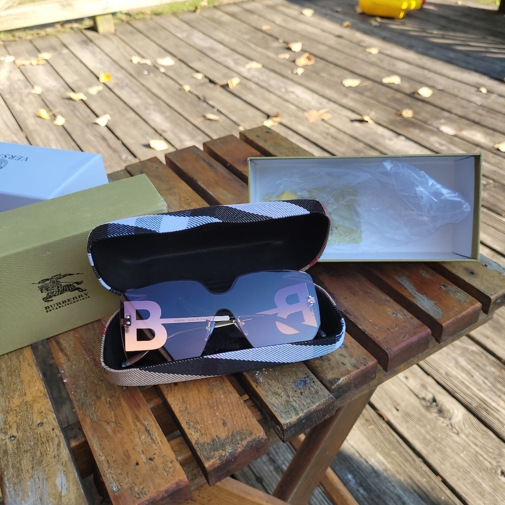 Burberry Sunglasses